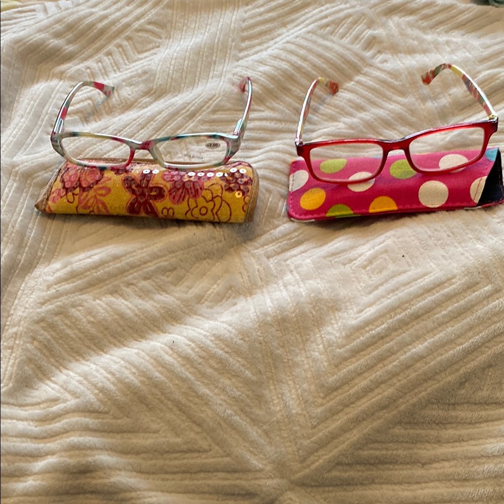 New Colorful Eyeglasses with Cases